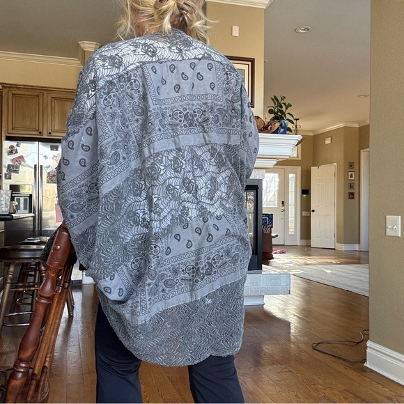 NWT EIS Boho Kimono Patchwork Lace Detailed Open Front Long Grey Cardigan - Picture 3 of 9